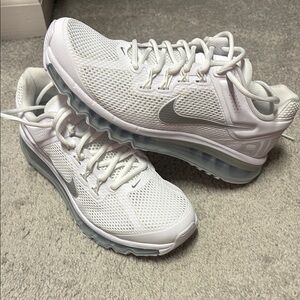 Nike Air Max 2013 White Silver Athletic Shoes with Air Max Technology